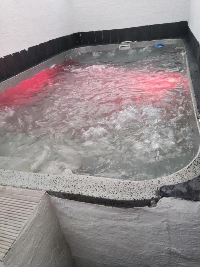 Villa Bali Con Jacuzzi Climatizado Y Piscina Climatizada Con Jacuzzi Чиклана де ла Фронтера Екстериор снимка