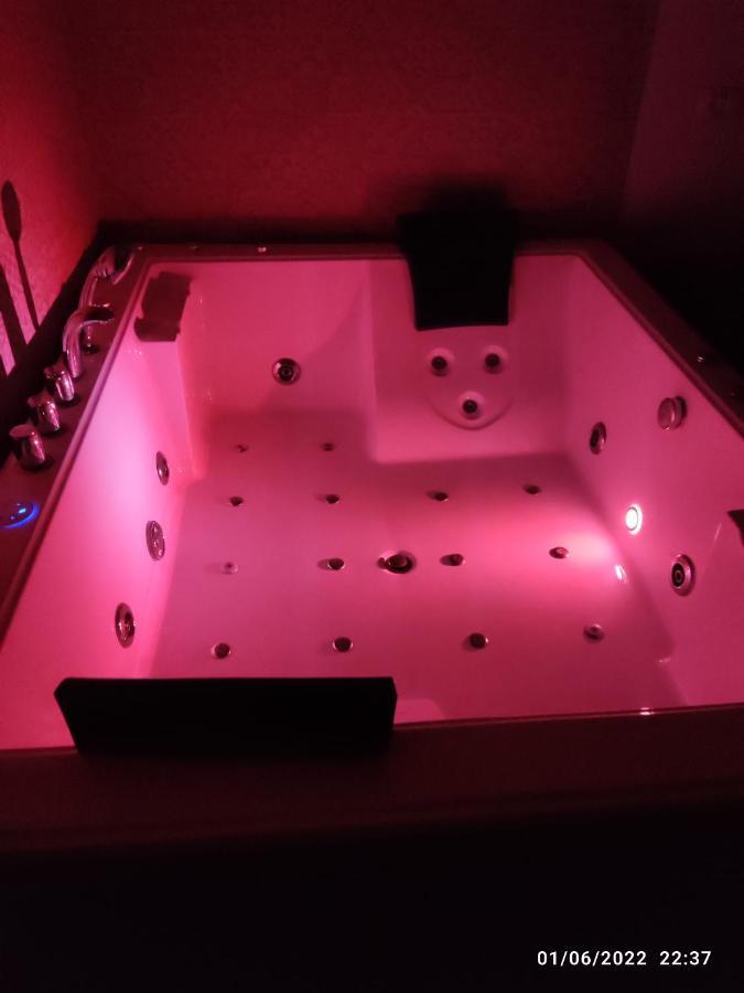 Villa Bali Con Jacuzzi Climatizado Y Piscina Climatizada Con Jacuzzi Чиклана де ла Фронтера Екстериор снимка